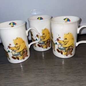 Charming Bear Design White Mugs Set